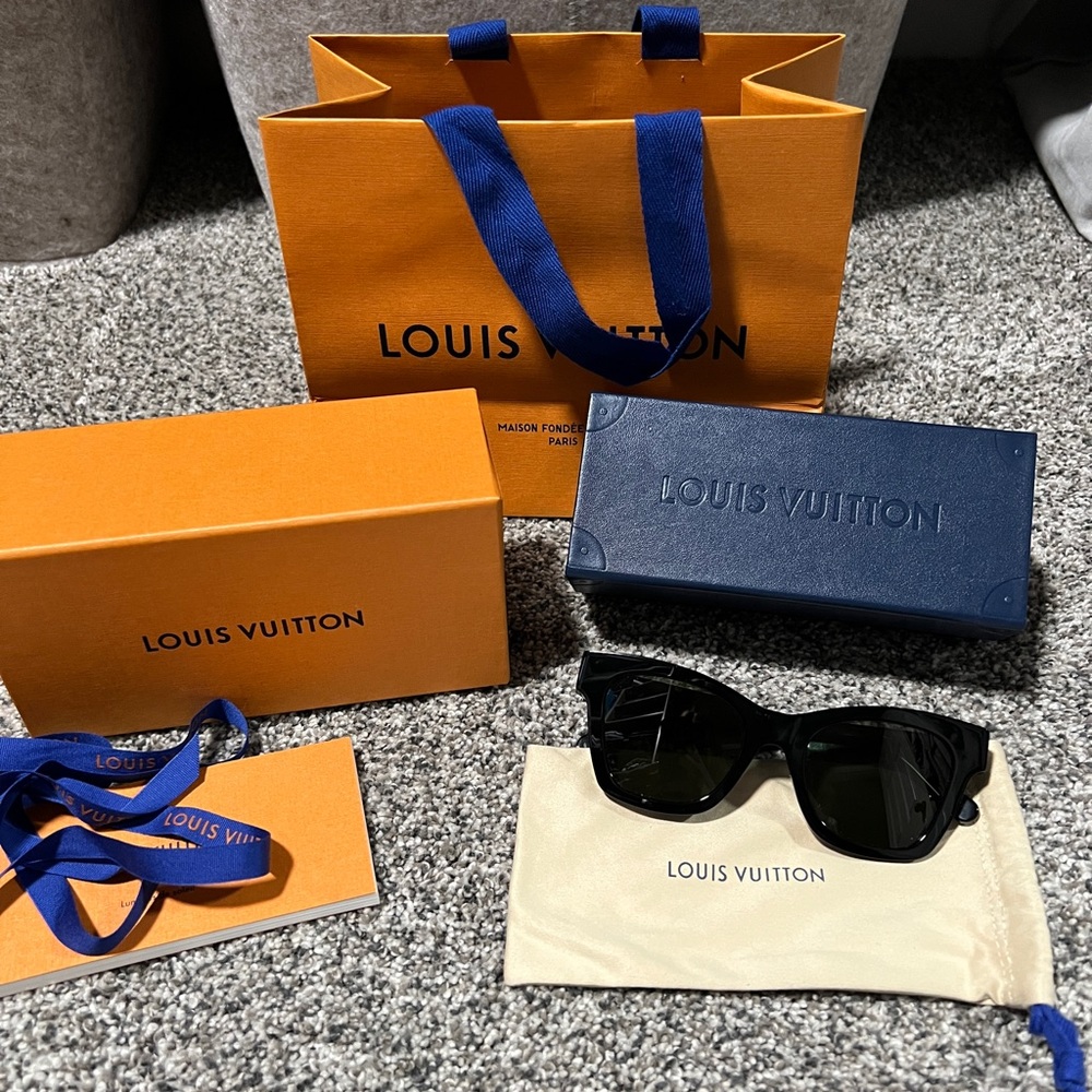 Louis Vuitton Blanca Sunglasses